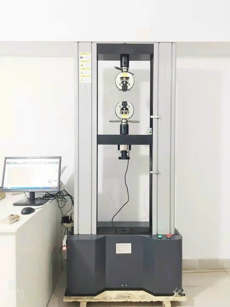 Hiệu chuẩn thiết bị Máy kéo nén/Tension - Compression testing machine. Dịch vụ chuyên nghiệp, hỗ trợ nhanh tại Quảng Ngãi